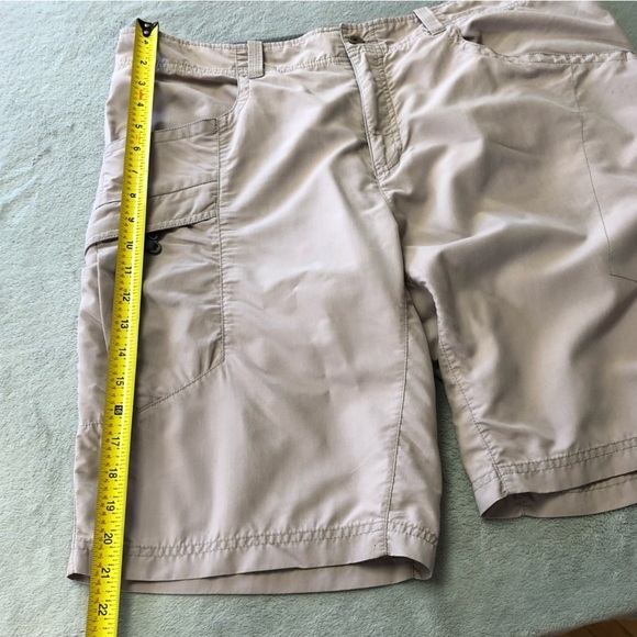 Mountain Hard Wear Taupe Lightweight Nylon Long Shorts - Picture 11 of 12